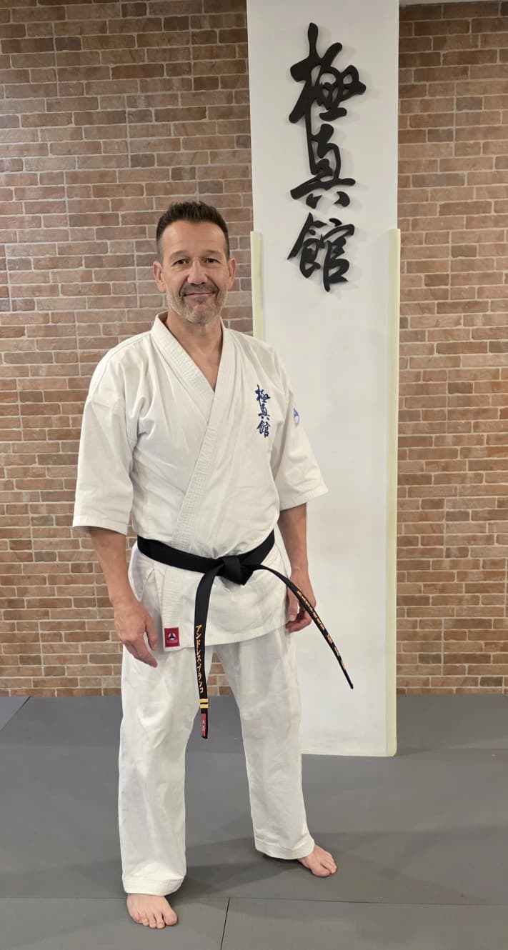 Senpai Andrés Blanco Benito, 2.º Dan, en el dojo de Kamae Do en Majadahonda